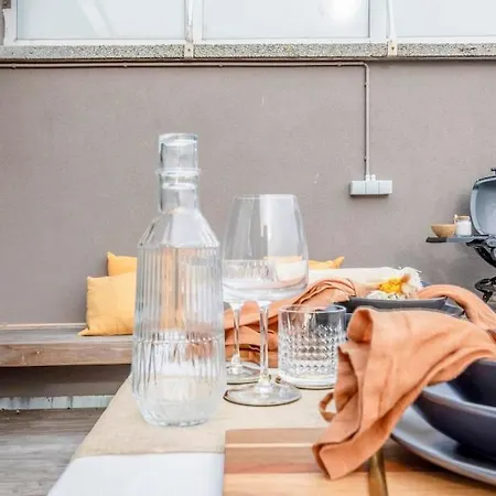 Nest - Your Cosy Penthouse Apartment *