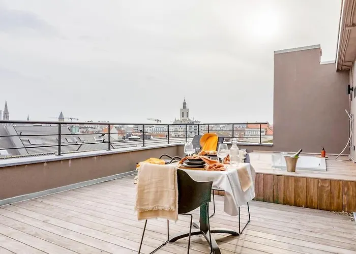 Nest - Your Cosy Penthouse * 奥斯滕德