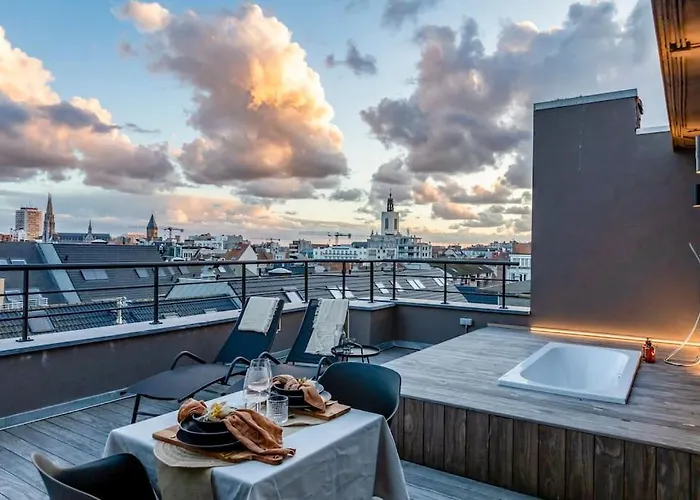 公寓 Nest - Your Cosy Penthouse 奥斯滕德